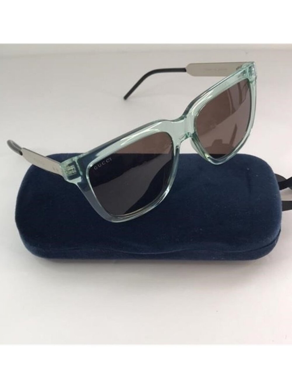 Gucci GG0976S 002 in injected material , in green rectangular/square Sunglasses - Picture 5 of 12